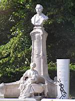Lille, statue du P'tit Quinquin (4)